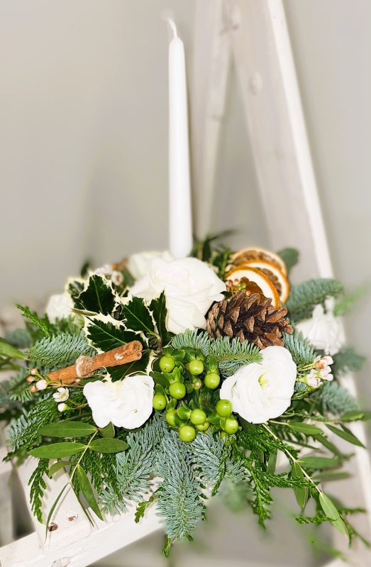 Candle Table Arrangement