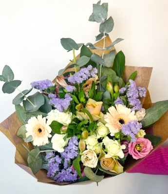 Pastel Mothers Day Florist Choice