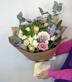 Pastel Mothers Day Florist Choice