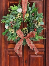 Traditional wreath